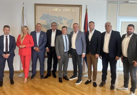 “Izgradnja puteva je primarni nacionalni interes Srpske”: Nedeljko Ćorić sa predstavnicima putarskih preduzeća iz Srbije