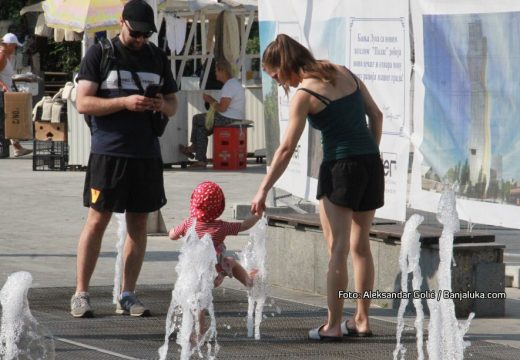 Na snazi narandžasto upozorenje: Danas sunčano sa temperaturom do 39 stepeni