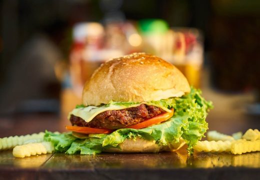 „Zlatni dečko“: Ginis proglasio najskuplji hamburger na svijetu