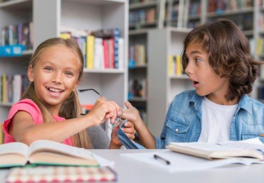 Troškovi roditelja nikad veći: Za spremanje dva đaka malo i prosječna plata