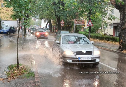 Nevrijeme se širi Srpskom: Ova područja će zahvatiti najjače nepogode