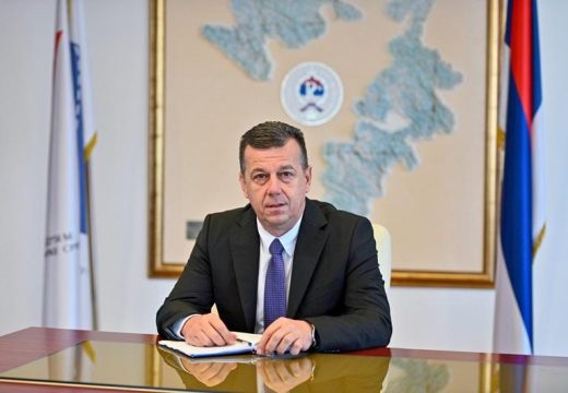 Dakić: Montirano sedam glavnih nosača mosta u Česmi (Fo)