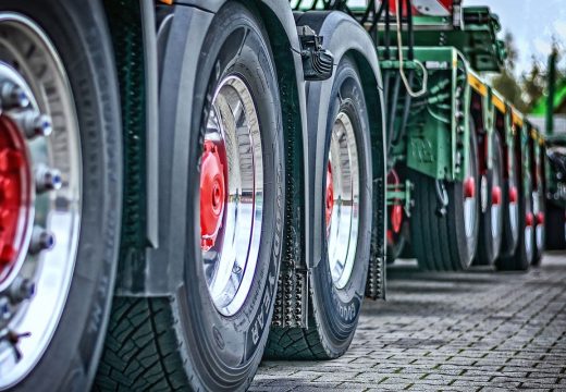 Nesreća: Kamion usmrtio ženu na auto-putu u Srbiji