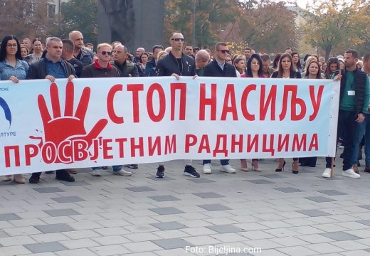 Sindikalni protest u Bijeljini: Stop nasilju u školama