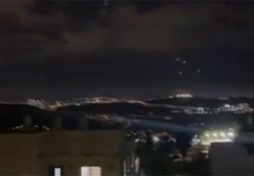 Iran potvrdio da je pokrenuo napad na Izrael (Video)