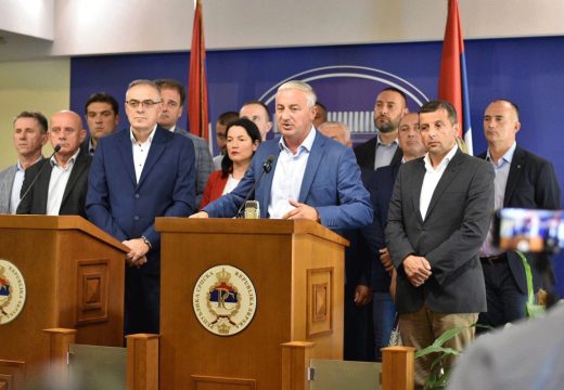 Opozicija sa 18 pala na 14 (grado)načelnika, još čekaju Modriču
