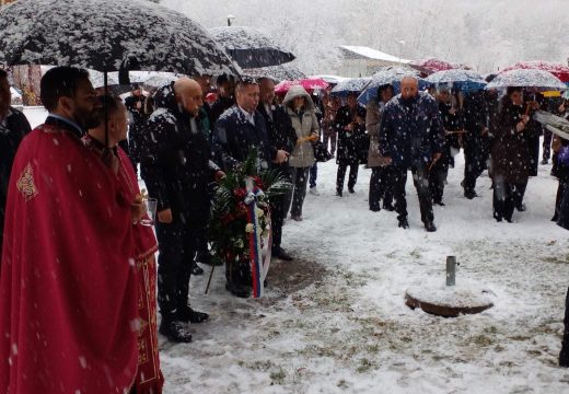 Služen parastos za 47 poginulih radnika RiTE “Ugljevik”:  Dali su svoje živote za Republiku Srpsku