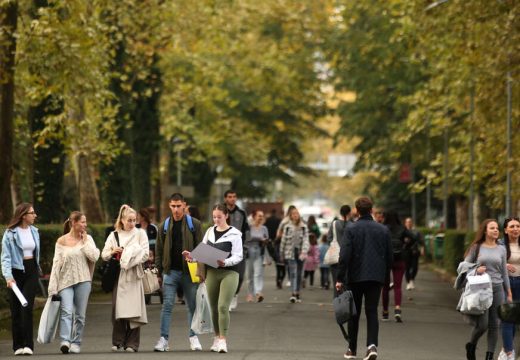 Za deficitarna zanimanja 400 KM: Konkurs za studentske stipendije otvoren do 27. novembra