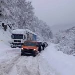 Bez hrane i vode:  kamiona zaglavljeni već dva dana na Majevici