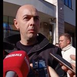 Otac pretučenog tinejdžera iz Trebinja na protestu ispred Palate pravde: “Kako je meni roditelju, koji nosi lijekove sinu, da srećem one koji su ga napali”(Video)