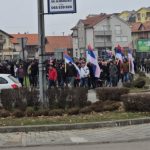 Odluka se i dalje čeka: Okupljeni gradjani krenuli ka bijeljinskom Tužilaštvu