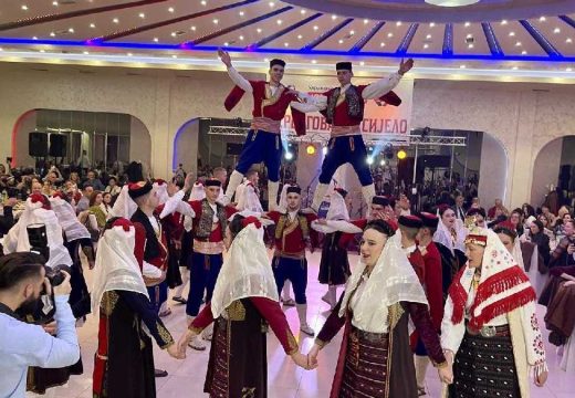 Njegovanje kulture, tradicije i običaja:Organizovano Drugo Hercegovačko sijelo u Bijeljini (Foto)