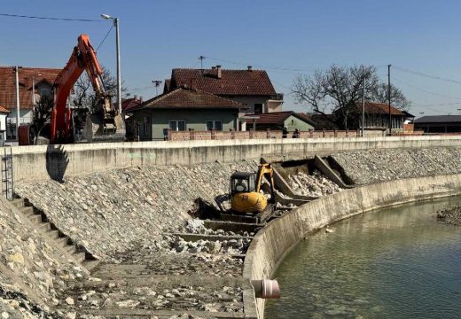 Sanacija obaloutvrde biće završena za 25 dana:Konačno otpočeli radovi na sanaciji obaloutvrde u Janji