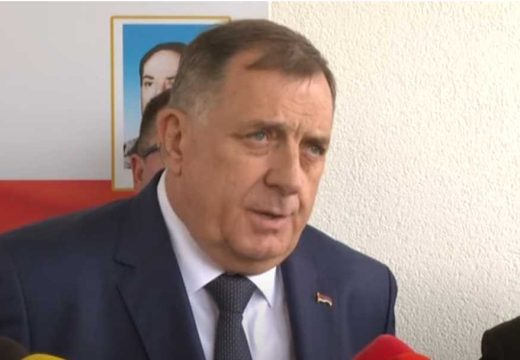 Dodik nakon obilaska vrtića u Kozarskoj Dubici: “Ovdje djecu nemojte vraćati, izgradićemo novi vrtić”