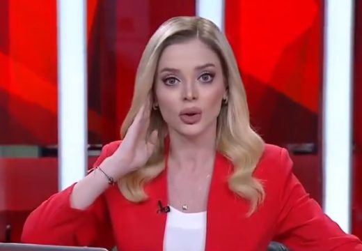 Dramatičan snimak iz studija: Zemljotres drma u programu uživo (Video)