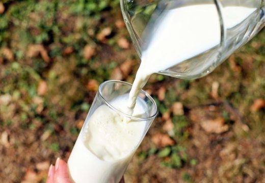 Ministarstvo poljoprivrede: Isplaćeno više od 3,4 miliona KM premija za mlijeko za februar i dopune za januar