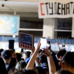 Srbija: Nastavljena studentska blokada RTS-a, sa svih strana policija