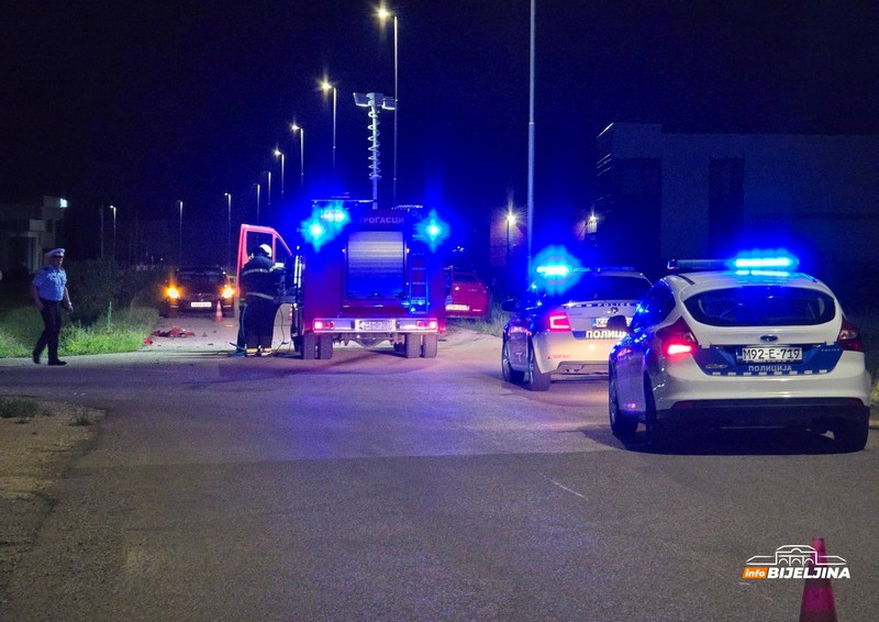 Udes u Bijeljini: Vozilo na krovu, stigli i vatrogasci