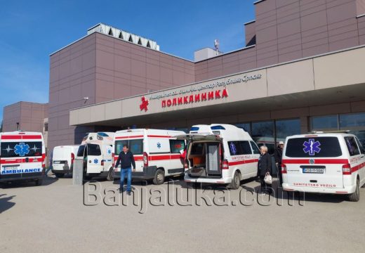 Detalji nesreće u kojoj je poginuo maloljetnik: Vozač (26) preminuo u UKC RS