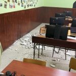 Dio plafona pao u Gimnaziji u Srbiji: Učenica povrijeđena na času (Video)