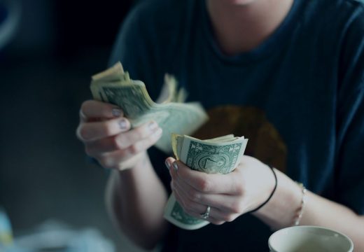 Astrologija: Horoskopski znakovi koje čeka finansijski procvat u drugoj polovini 2025.