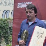 Lopare: Majevičkom pjesniku Slobodanu Joviću uručena književna nagrada “Meša Selimović”