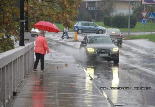 RHMZ RS: Očekuju se jaki pljuskovi i lokalne nepogode u Srpskoj