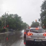 Oprez: Kolovozi mokri i klizavi