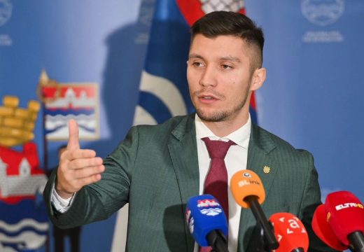 Kresojević: Republika Srpska prvi put zaduženija od Federacije BiH