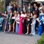Maturanti Ekonomske i Muzičke škole slave maturu: Mladost i ljepota prošetala Bijeljinom (Foto)