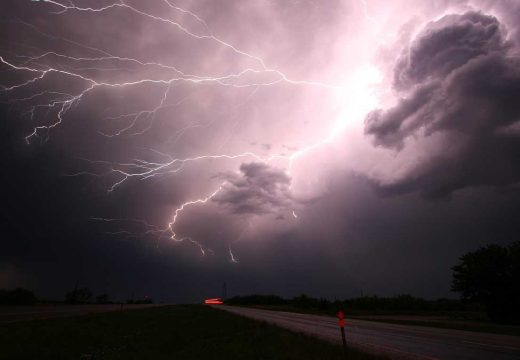 Oglasili se meteorolozi: Sutrašnji dan označen najopasnijim, evo kakvo nam nevrijeme donosi