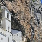 Sveti Vasilije Ostroški: Čudotvorac čiju ruku grešnici ne mogu dotaknuti: Evo šta smijete, a šta nikako ne treba da radite večeras