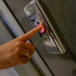 Poginuo radnik: Otkačio se teretni lift, te priklještio nesrećnog čovjeka, nije mu bilo spasa