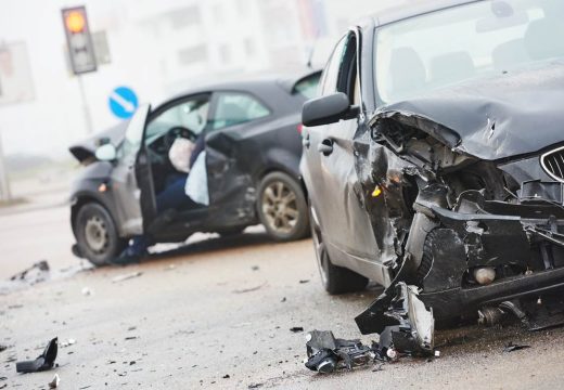 Teška nesreća kod Foče: Jedna osoba poginula, jedna teško povrijeđena u sudaru dva vozila