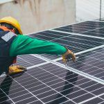 Hronika: Radnika usmrtio solarni panel