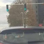 Zanimljivosti: Čovjek dodao dva slova uz marku svog auta, nasmijao sve koji su ga vidjeli (Foto)