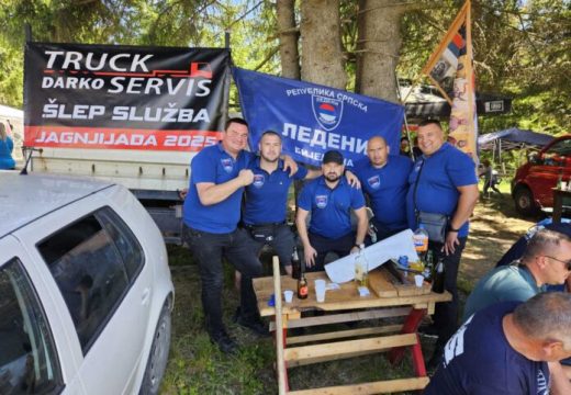 Još jednom potvrdili svoj status: Ekipa “Ledeni“ iz Bijeljine zablistala na “Jagnjijadi 2025“ na Vučijoj Luci (Foto)