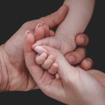 RS: Za godinu dana u Srpskoj usvojen samo jedan dječak