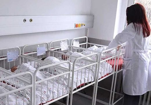 RS: Za 24 časa rođena 21 beba, najv