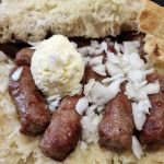 Udar na gurmane: Sarajevski ćevapi skuplji za 2 KM, porcija “desetke” sada je 14 KM