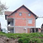 Zvornik: U Branjevu svakog dana strahuju zbog klizišta, tlo ne miruje