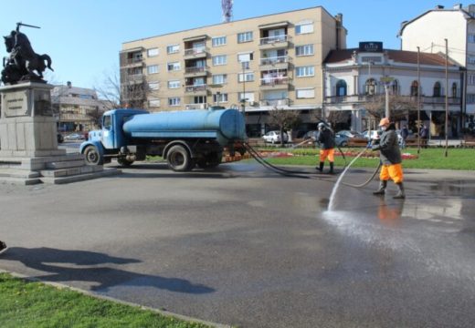 BIJELJINA: Komunalac najavio pranje ulica u noći 15. i 16. jula – građani pozvani na oprez u saobraćaju