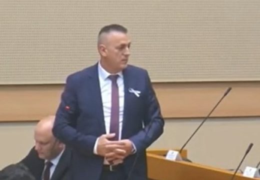 Evo kako je oštetio službeni automobil: Rankić dostavio policijski zapisnik