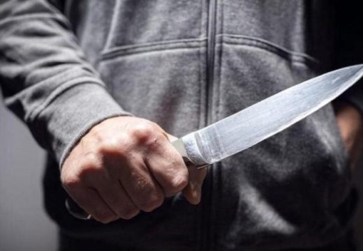 Bijeljina: Nakon svađe prislonio mu nož na vrat, dok se branio posjekao ruku
