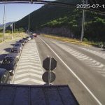Stanje na putevima širom Srpske i FBiH: Radovi, odroni i pojačana frekvencija vozila na granicama