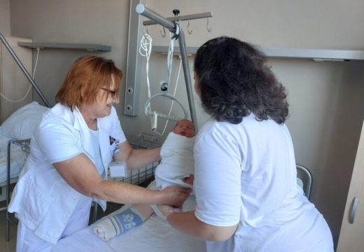 BOLNICA BIJELJINA: Svjetska nedjelja dojenja – Podrška majkama za zdrav početak života (Foto)