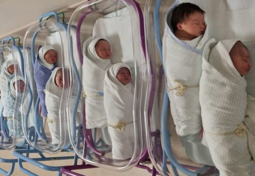 Djevojčice u blagoj prednosti: Porodilišta širom Srpske bogatija za 20 beba