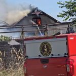 Veliki požar kod Novog Sada: Dim kulja na sve strane, odjekuju detonacije (Video)