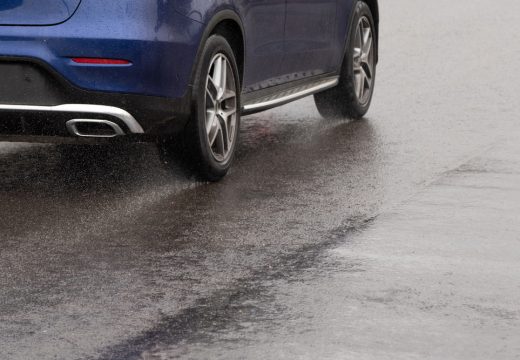 Stanje na putevima u BiH jutros ovako: Mjestimično mokri i klizavi kolovozi na sjeverozapadu