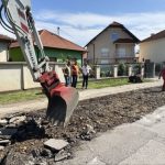 Bijeljina: U Janji započeti radovi na asfaltiranju Ulice braće Lazić